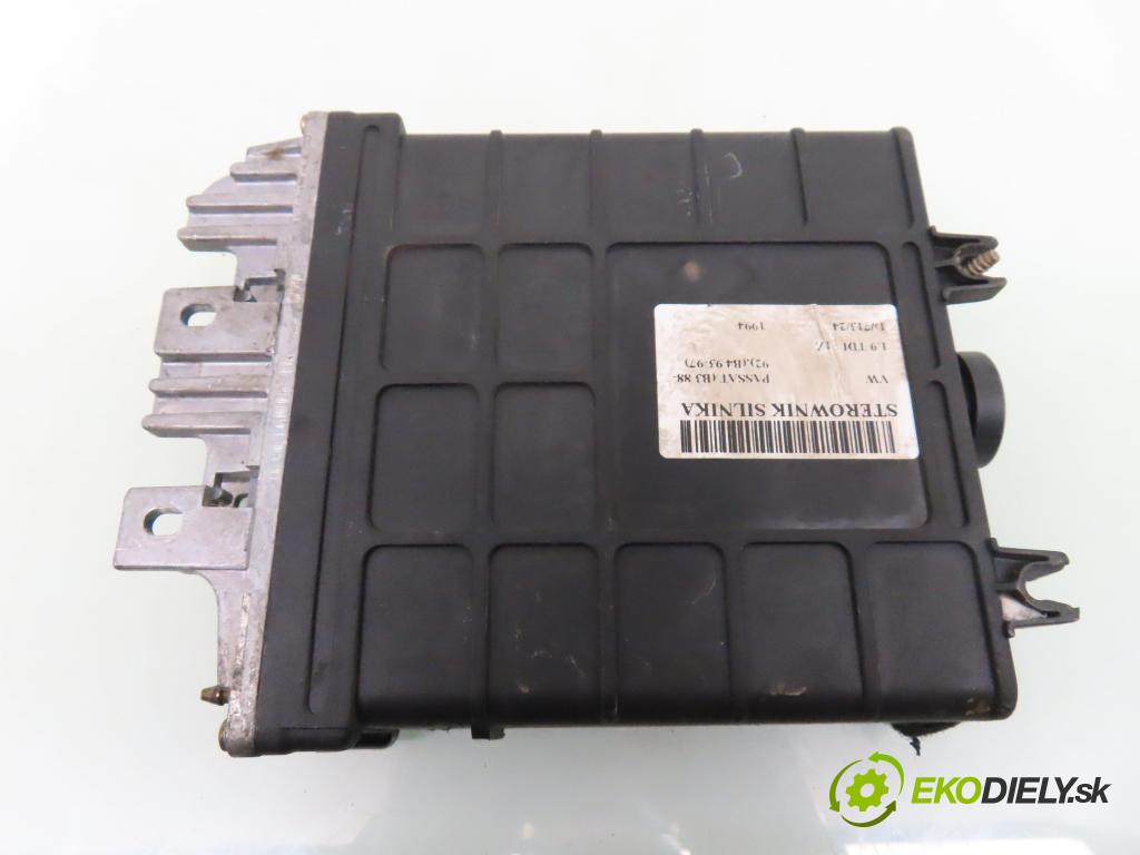 VW PASSAT B3/B4 (3A2, 35I) SEDAN 1994 66,00 1.9 TDI - 1Z 1896,00 Riadiaca jednotka Motor 028906021B ; 0281001172