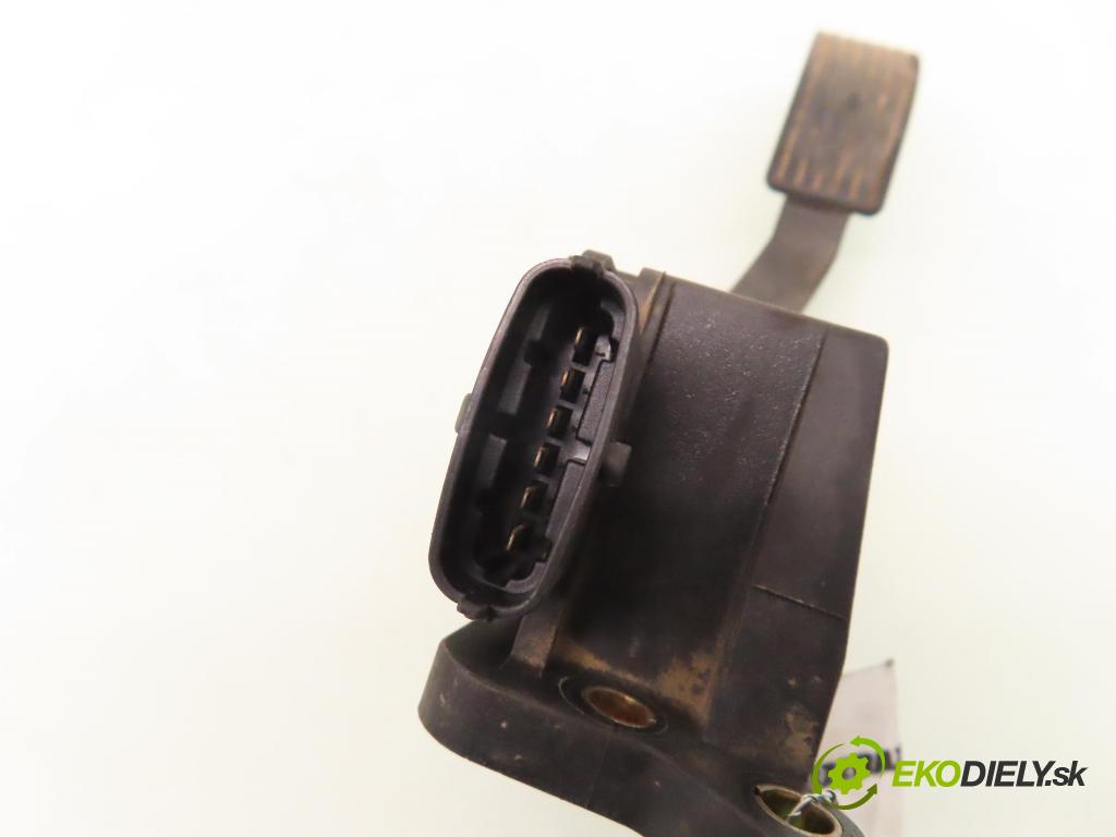 HYUNDAI SANTA FÉ I (SM) SUV 2003 92,00 2.0 CRDi 4x4 - D4EA-V 1991,00 Potenciometer plynu 0281002557 ; 3270526010 (Pedále)