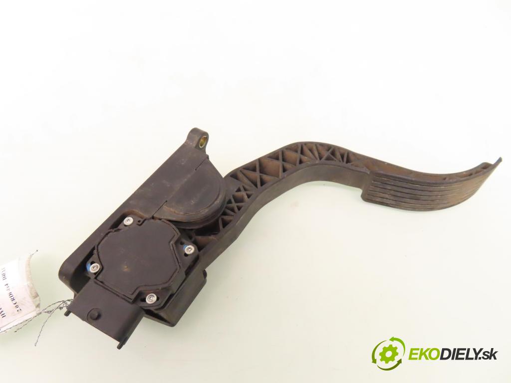 HYUNDAI SANTA FÉ I (SM) SUV 2003 92,00 2.0 CRDi 4x4 - D4EA-V 1991,00 Potenciometer plynu 0281002557 ; 3270526010 (Pedále)