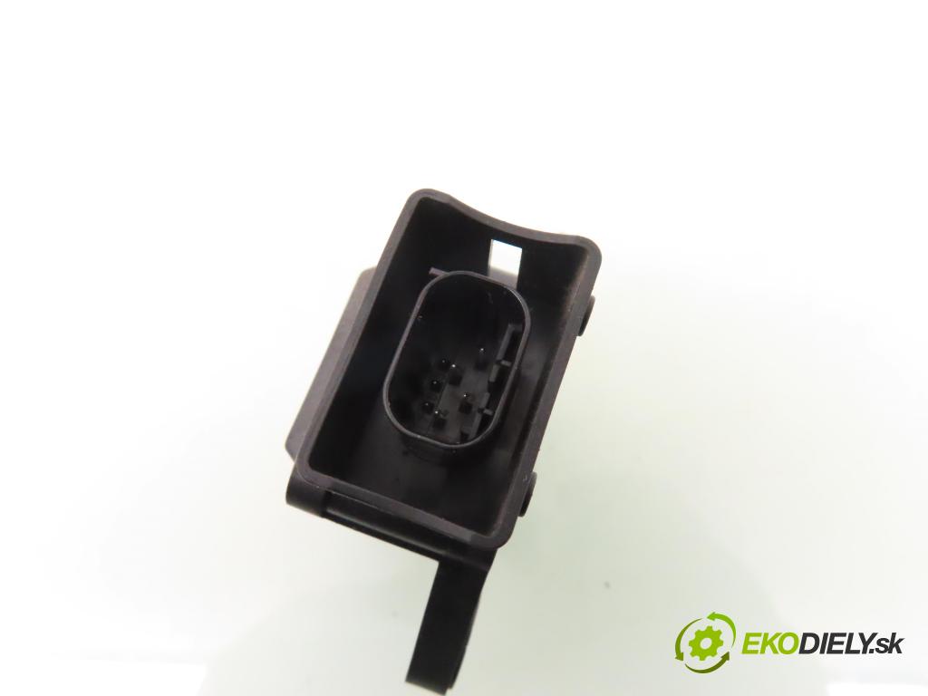 SMART FORFOUR (454) HB 2006 55,00 1.1 (454.030) - M 134.910 1124,00 snímač ESP 0265005289 ; A4545420418 ; MR955352