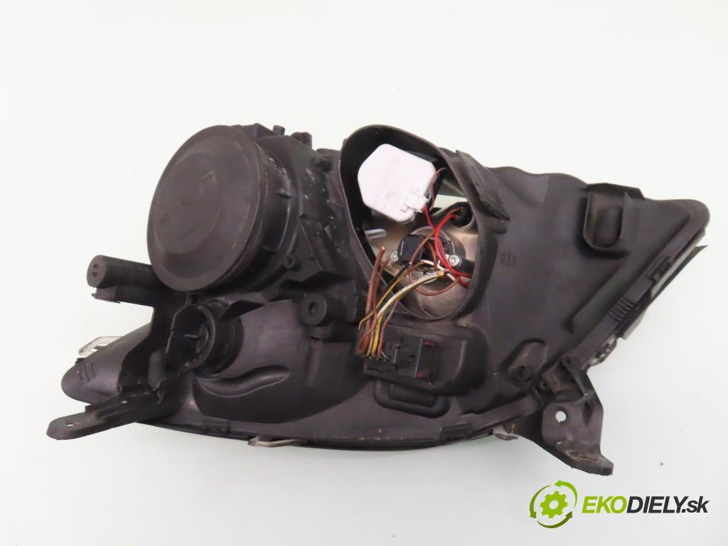 OPEL SIGNUM HB 2003 114,00 2.2 direct - Z 22 YH 2198,00 světlo PP 15588800