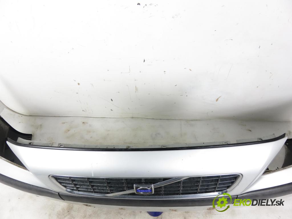 VOLVO S60 I (384) SEDAN 2001 120,00 2.4 D - D 5244 T5 2400,00 nárazník přední část