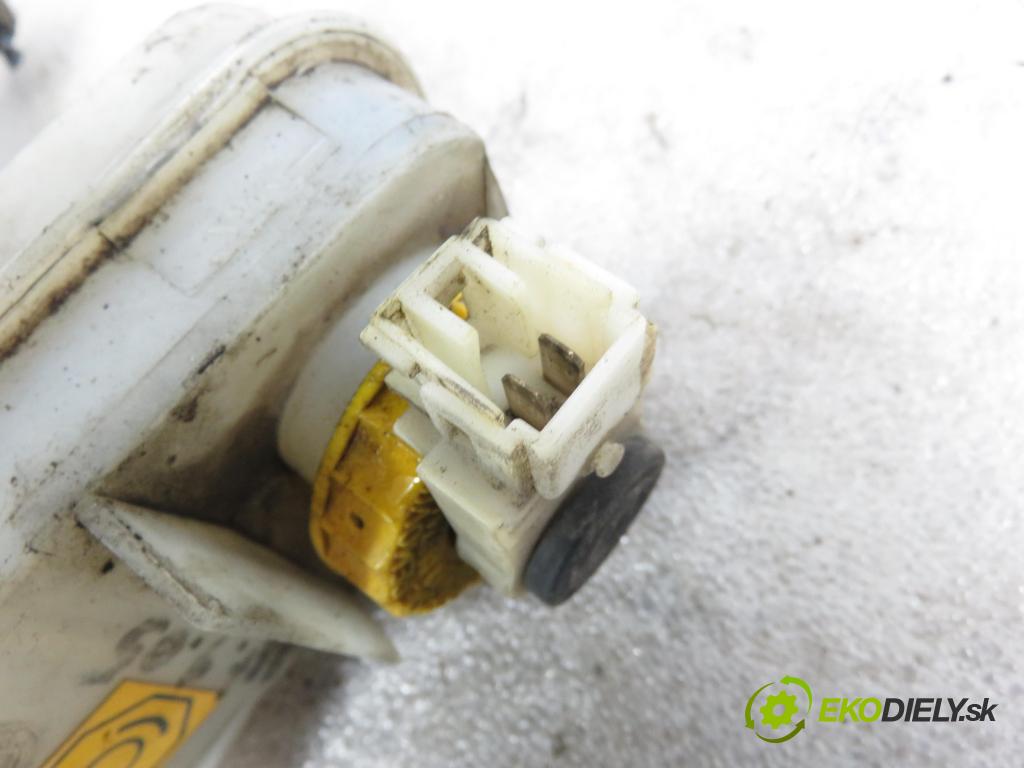 ALFA ROMEO 156 Sportwagon (932_) KOMBI 2003 122,00 2.0 JTS 166 - 937 A1.000 1970,00 Posilovač 0204021689 ; 0261230052 (Servočerpadlo, pumpa riadenia)