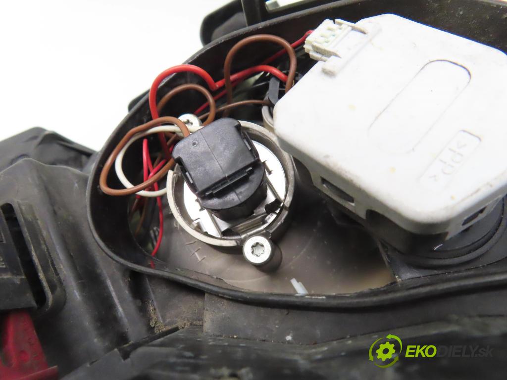 OPEL SIGNUM HB 2003 114,00 2.2 direct - Z 22 YH 2198,00 světlo LP 15588700