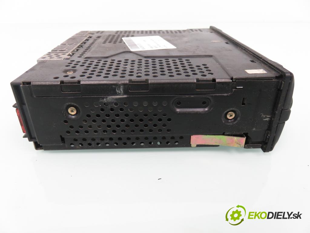 MERCEDES-BENZ KLASA A (W168) HB 2002 70,00 A 170 CDI 95 - OM 668.942 1689,00 RADIO CD A1708200386