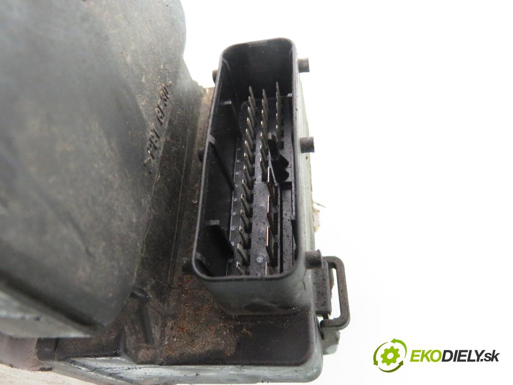 ALFA ROMEO 166 (936_) SEDAN 2001 103,00 2.4 JTD (936A2B__) - 839 A6.000 2387,00 pumpa ABS 0273004345 ; 0265220453 ; 60652775 (Pumpy brzdové)