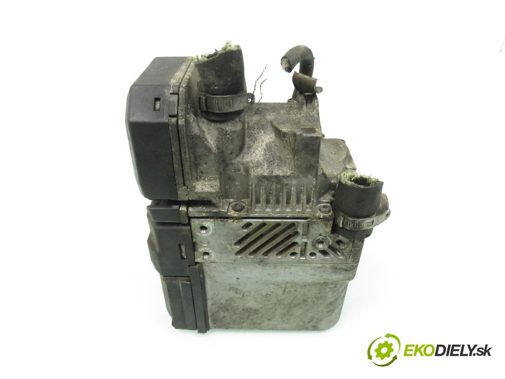 ALFA ROMEO 166 (936_) SEDAN 2001 103,00 2.4 JTD (936A2B__) - 839 A6.000 2387,00 Webasto 021131 ; 89197D ; 66724A (Webasto)