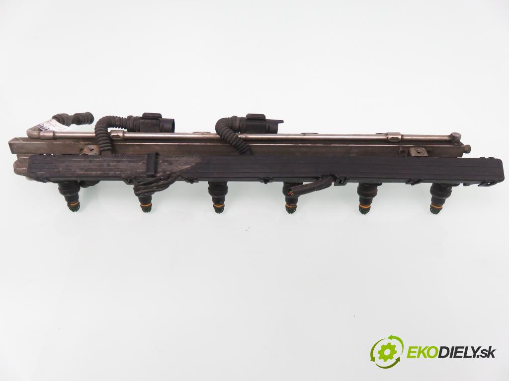 BMW 5 (E39) SEDAN 1998 110,00 520 i 150 - M52 B20 (206S3) 1991,00 Lišta vstrekovacia 0280150415 ; 0280160597 ; 1436110 (Vstrekovacia lišta)