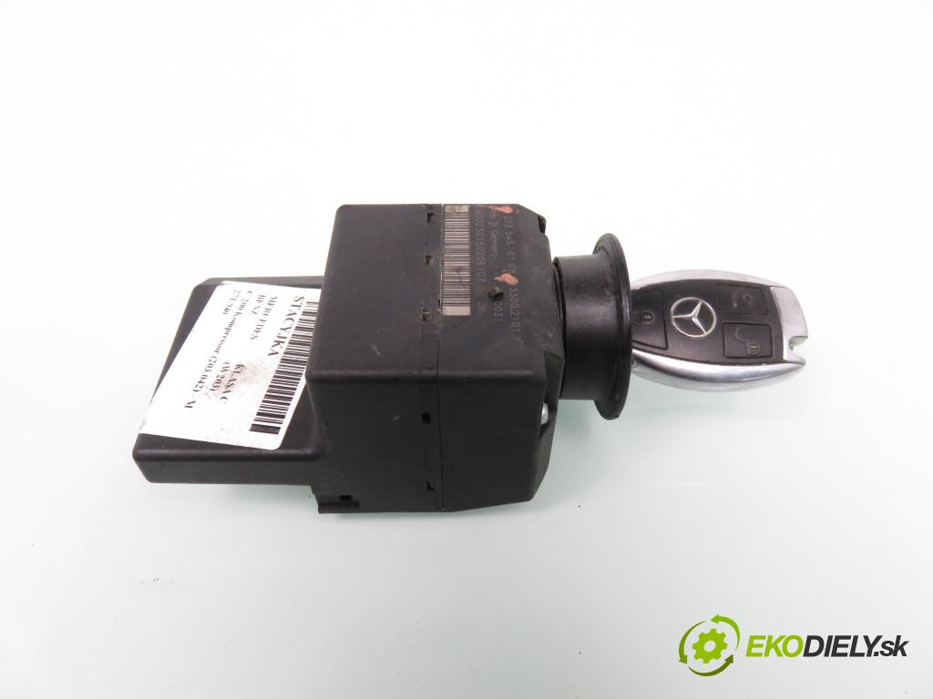 MERCEDES-BENZ KLASA C (W203) SEDAN 2000 120,00 C 200 Kompressor (203.042) - M 271.940 1796,00 spinačka 2035450108 (Spínacia skrinka a kľúč)