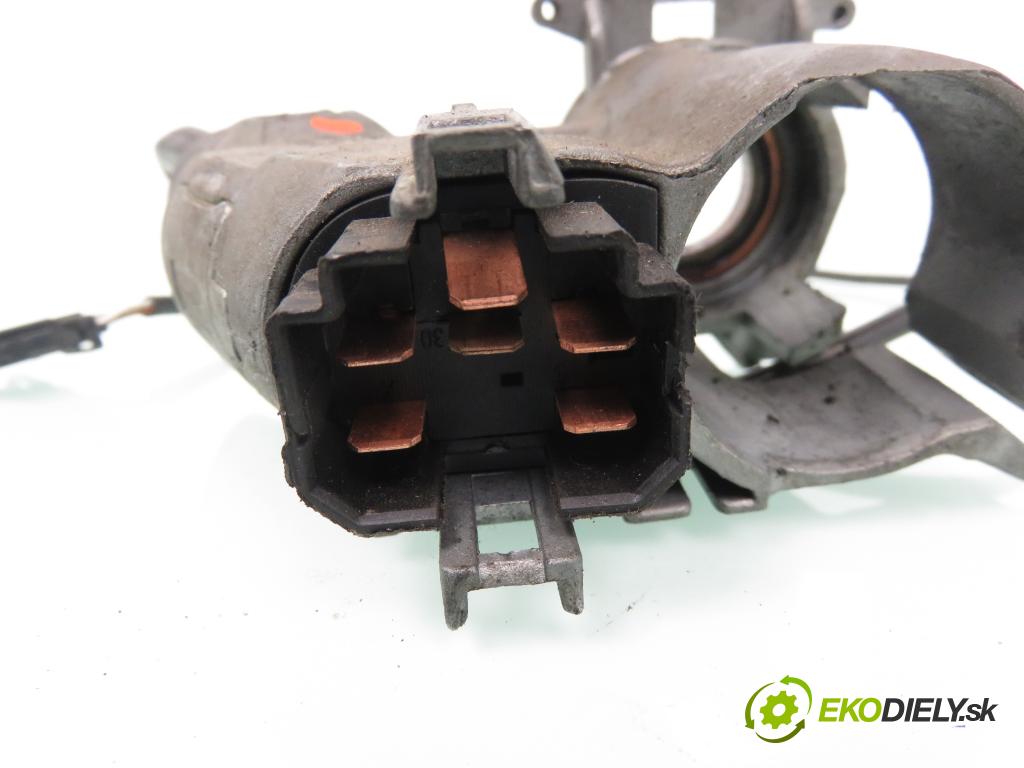 VW POLO (6N1) HB 1994 55,00 75 1.6 - AEA 1598,00 spinačka 357905851F ; 6X0953257 (Spínacia skrinka)