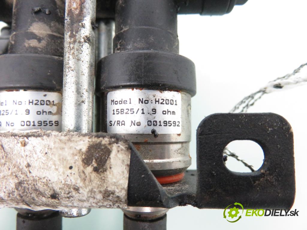 BMW 5 (E39) SEDAN 1998 110,00 520 i 150 - M52 B20 (206S3) 1991,00 Lišta vstrekovacia LPG 67R010213 ; 110R004686