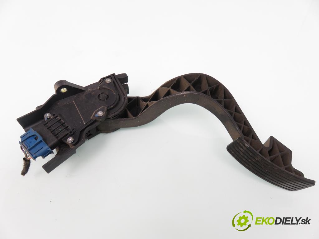 PEUGEOT BOXER Skrzynia FURGON 2008 88,00 2.2 HDi 120 - 4HU (P22DTE) 2198,00 Potenciometer plynu 0280755049 (Pedál)