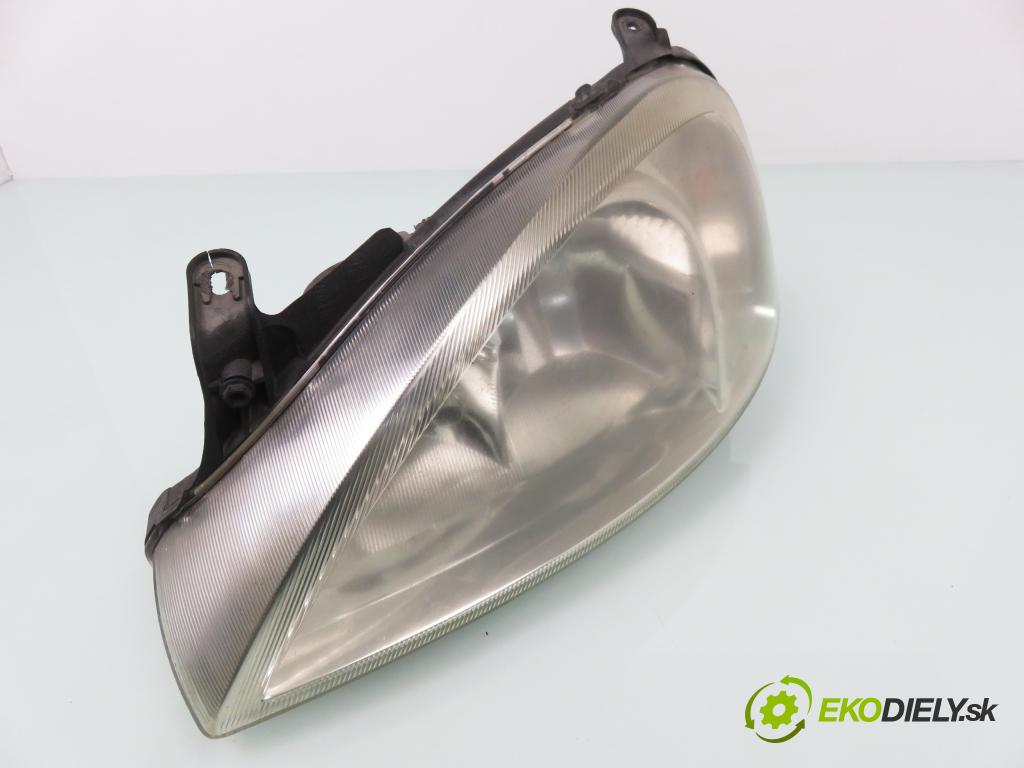 OPEL CORSA C (X01) HB 2000 43,00 1.0 12V 58 - Z 10 XE 973,00 světlo LP 9196231 ; 89302115