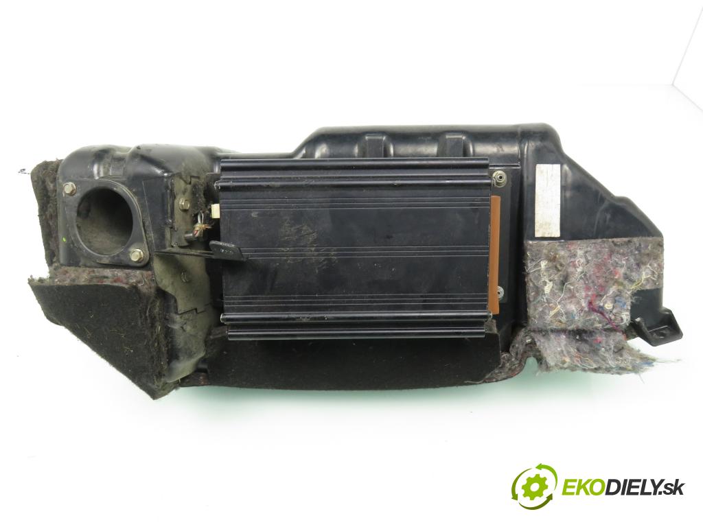 AUDI A6 Avant (4B5, C5) KOMBI 1998 142,00 2.8 quattro - ACK 2771,00 subwoofer 4B9035382A (Audio zariadenie)