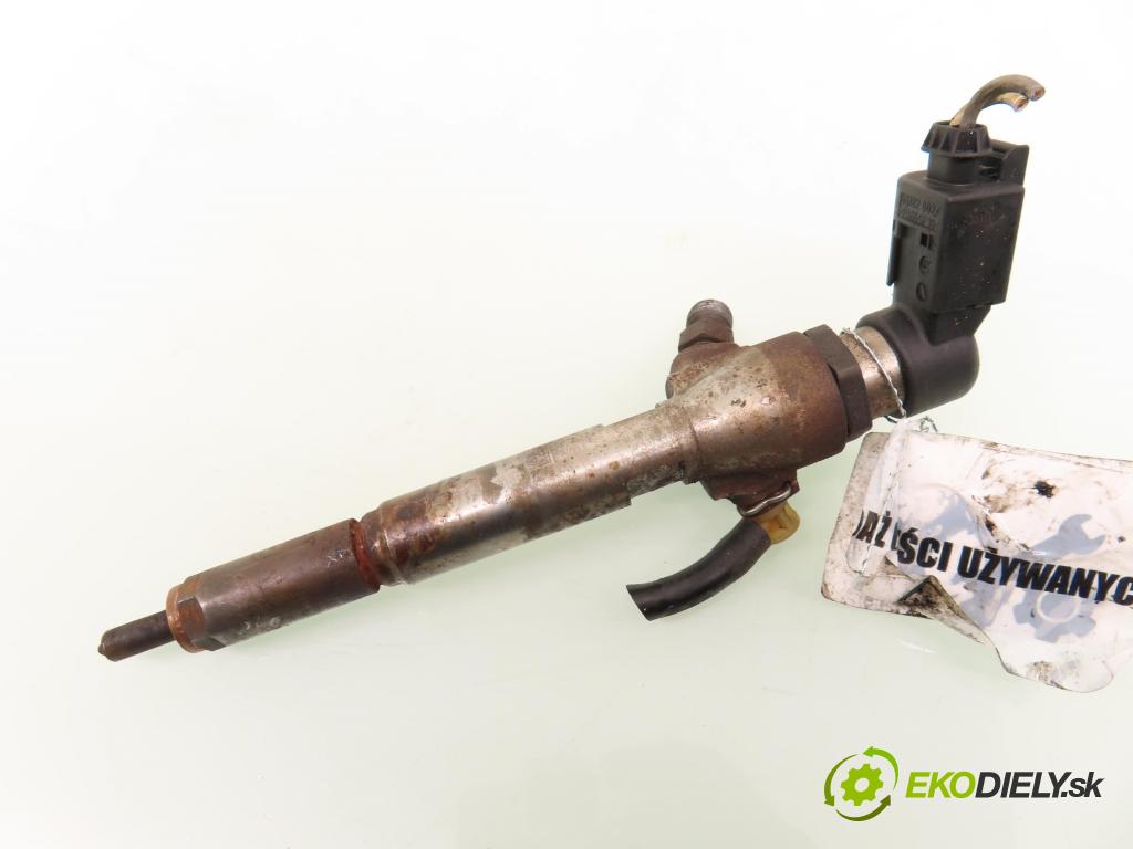 RENAULT SCENIC II (JM0/1_) MINIVAN 2007 78,00 1.5 dCi 106 - K9K 732 1461,00 vstřikovač H8200294788 ; 8200380253 (Vstřikovač paliva)