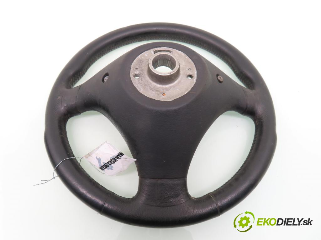 AUDI A6 Avant (4B5, C5) KOMBI 1998 142,00 2.8 quattro - ACK 2771,00 Volant 4B0419091E ; 8D0880201H (Volant)