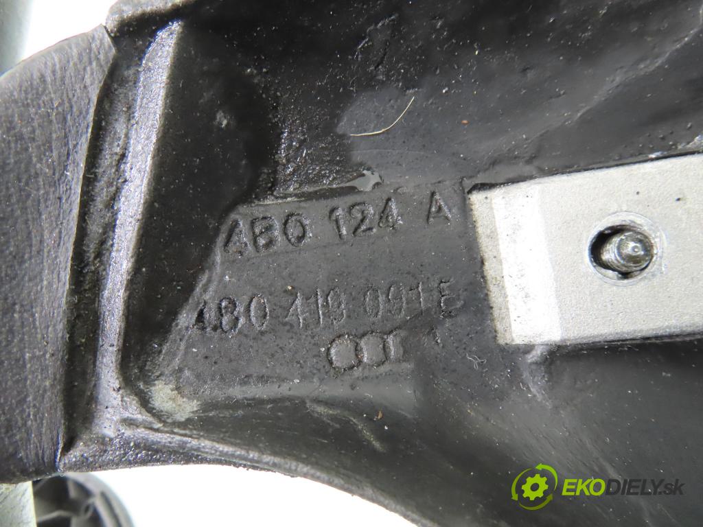 AUDI A6 Avant (4B5, C5) KOMBI 1998 142,00 2.8 quattro - ACK 2771,00 Volant 4B0419091E ; 8D0880201H (Volant)