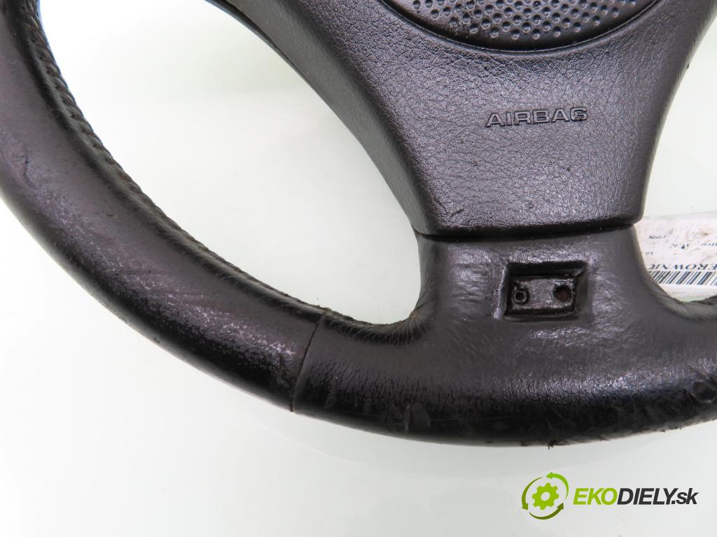 AUDI A6 Avant (4B5, C5) KOMBI 1998 142,00 2.8 quattro - ACK 2771,00 Volant 4B0419091E ; 8D0880201H (Volant)