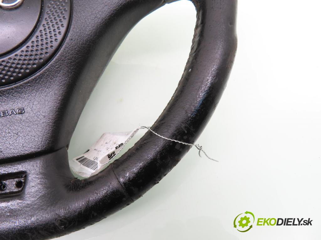 AUDI A6 Avant (4B5, C5) KOMBI 1998 142,00 2.8 quattro - ACK 2771,00 Volant 4B0419091E ; 8D0880201H (Volant)