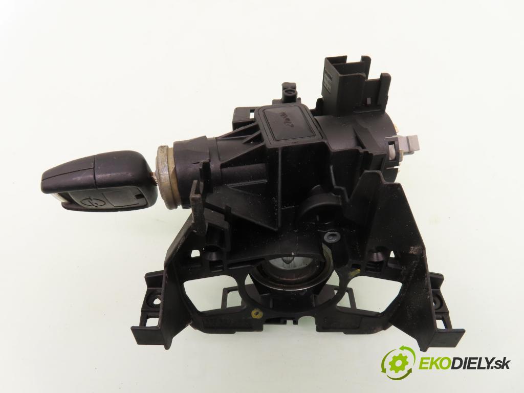 OPEL MERIVA A nadwozie wielkoprzestrzenne (MPV) (X03) HB 2009 92,00 1.8 - Z 18 XE 1796,00 spinačka 90589313 ; 90589389 (Spínacia skrinka a kľúč)