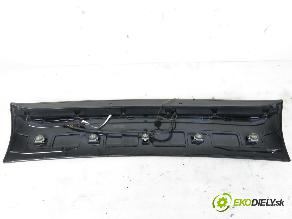 BMW i3 (I01) HB 2021 125,00 Electric - IB1P25B 0,00 SPOJLER: dverí 7305042