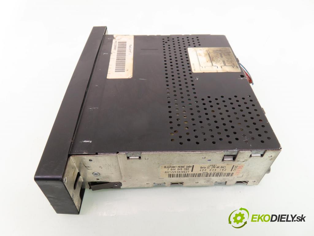 AUDI A4 (8D2, B5) SEDAN 1995 75,00 1.6 - ALZ 1595,00 RADIO Modul 4D0035152