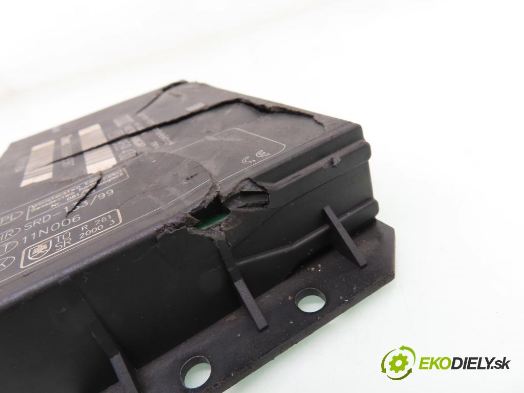 AUDI A2 (8Z0) HB 2000 55,00 1.4 - AUA 1390,00 MODUL komfortu 8Z0959433N