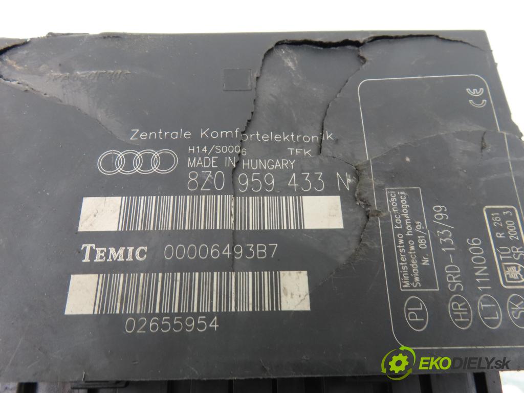AUDI A2 (8Z0) HB 2000 55,00 1.4 - AUA 1390,00 MODUL komfortu 8Z0959433N