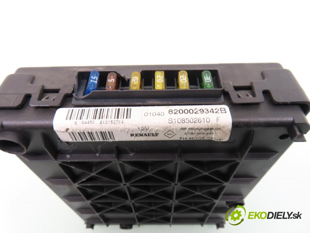 RENAULT SCENIC I (JA0/1_) MINIVAN 2001 79,00 1.6 - K4M 700 1598,00 MODUL BSI 8200029342B ; S108502610F