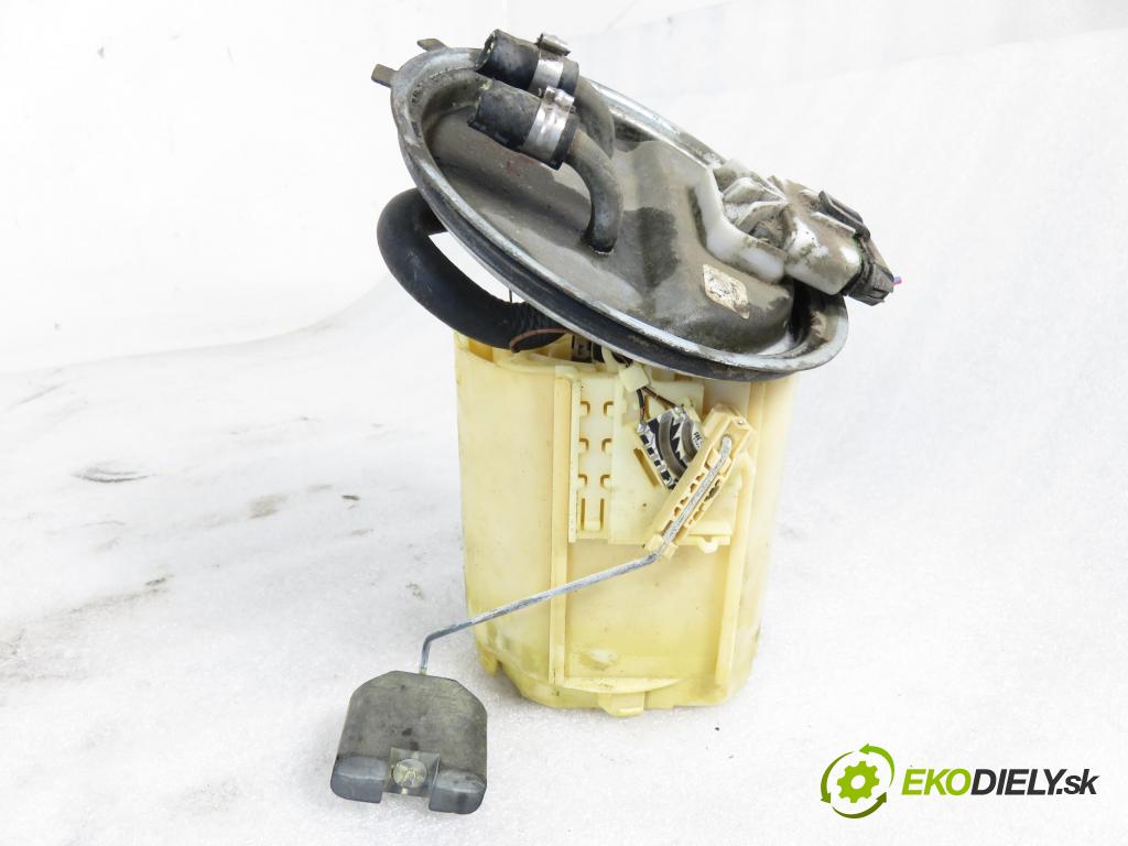 OPEL CORSA B (S93) HB 1994 44,00 1.4 i - C 14 NZ 1389,00 pumpa paliva 90412300