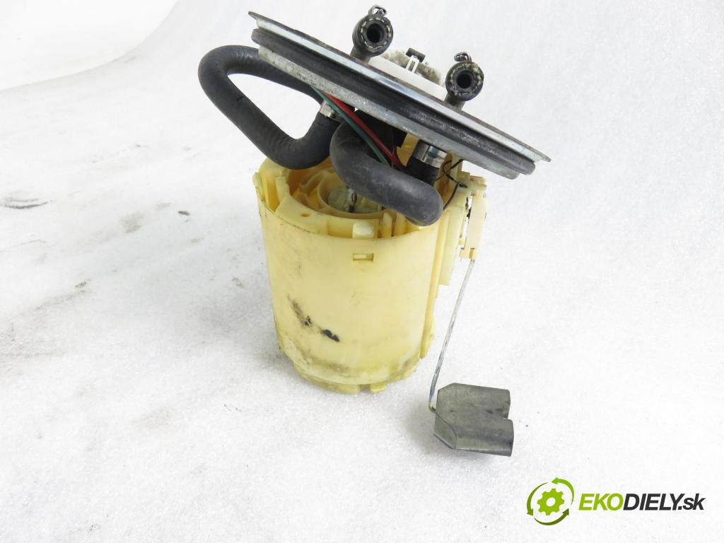 OPEL CORSA B (S93) HB 1994 44,00 1.4 i - C 14 NZ 1389,00 pumpa paliva 90412300
