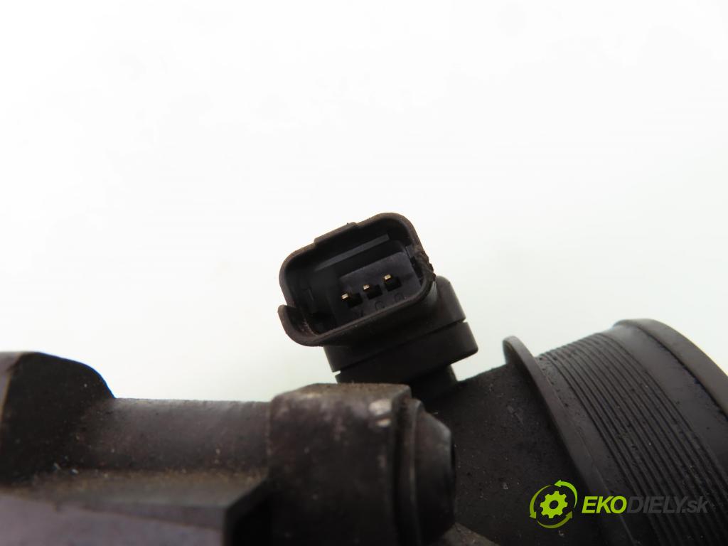 CITROEN C4 I (LC_) HB 2004 80,00 1.6 HDi 109 - 9HZ (DV6TED4) 1560,00 Škrtiaca klapka 9649832580 ; 9639027480 (Škrtiaca klapka)