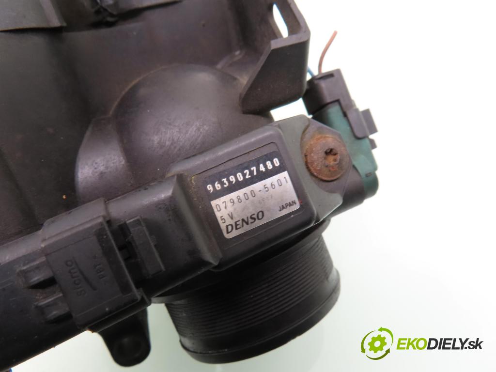 CITROEN C4 I (LC_) HB 2004 80,00 1.6 HDi 109 - 9HZ (DV6TED4) 1560,00 Škrtiaca klapka 9649832580 ; 9639027480 (Škrtiaca klapka)