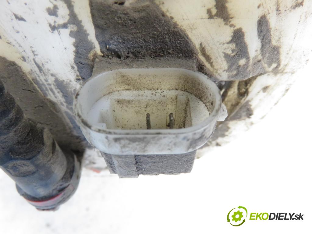 RENAULT SCENIC I (JA0/1_) MINIVAN 2001 75,00 1.9 dCi 102 - F9Q 732 1870,00 Pumpa paliva 7700429139