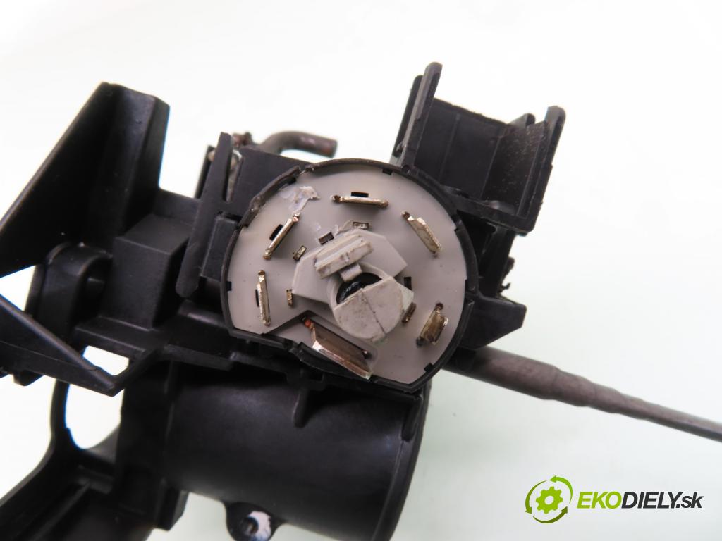 OPEL ASTRA G liftback (T98) HB 2000 55,00 1.7 DTI 16V - Y 17 DT 1686,00 spinačka 90589313 ; 90589389 (Spínacia skrinka a kľúč)