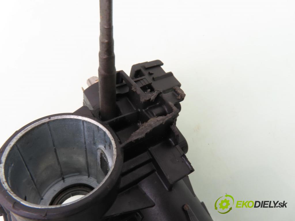 OPEL ASTRA G liftback (T98) HB 2000 55,00 1.7 DTI 16V - Y 17 DT 1686,00 spinačka 90589313 ; 90589389 (Spínacia skrinka a kľúč)