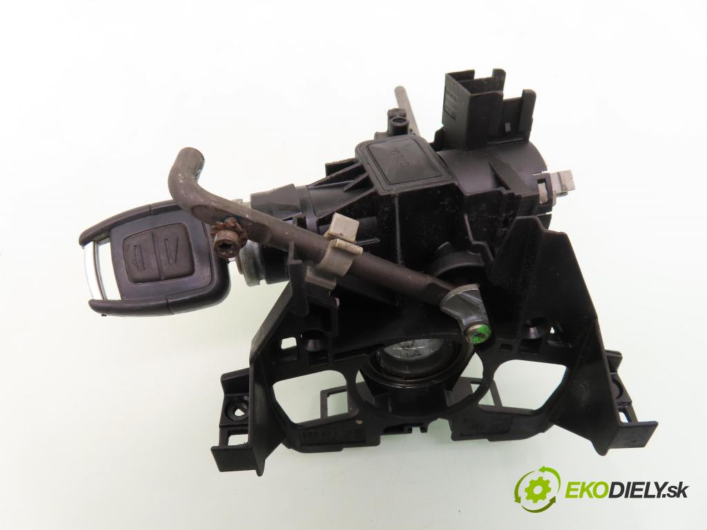 OPEL ASTRA G liftback (T98) HB 2000 55,00 1.7 DTI 16V - Y 17 DT 1686,00 spinačka 90589313 ; 90589389 (Spínacia skrinka a kľúč)