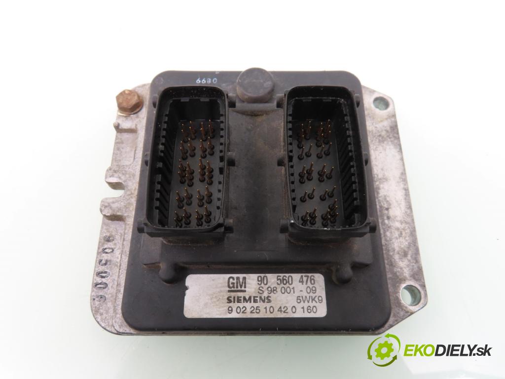 OPEL ASTRA G liftback (T98) HB 1999 85,00 1.8 16V - X 18 XE1 1796,00 Riadiaca jednotka Motor 90560476