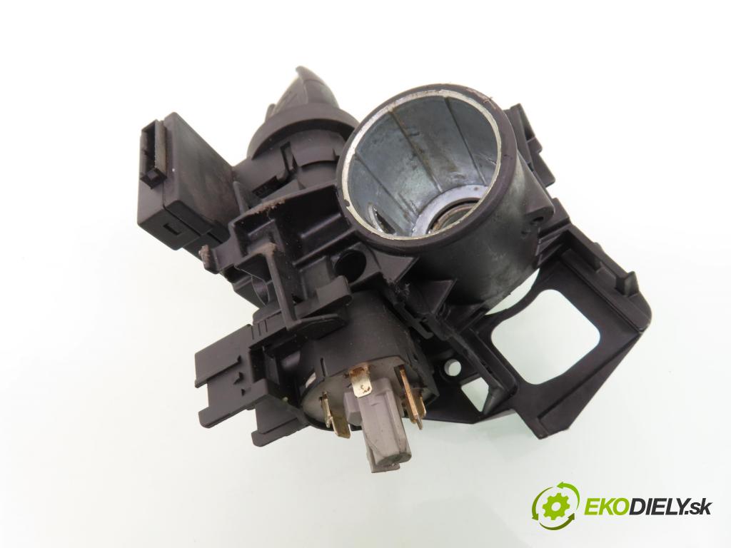 OPEL ASTRA G liftback (T98) HB 1999 85,00 1.8 16V - X 18 XE1 1796,00 spinačka 90589313 ; 90589389 (Spínacia skrinka a kľúč)