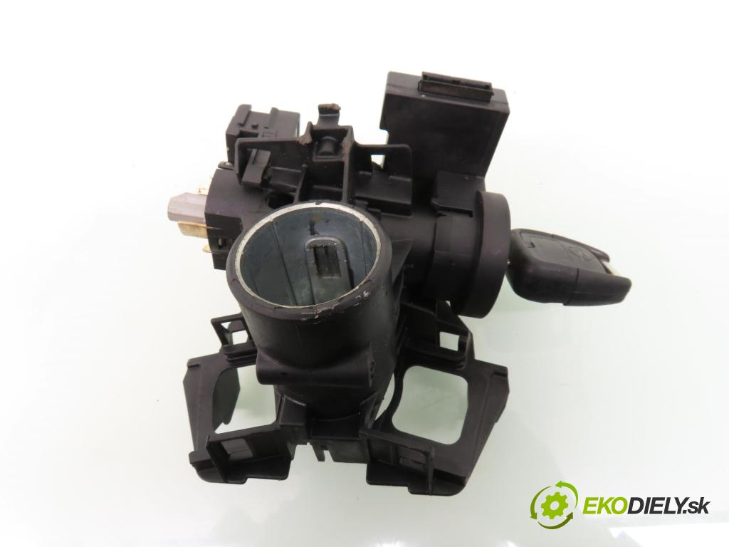 OPEL ASTRA G liftback (T98) HB 1999 85,00 1.8 16V - X 18 XE1 1796,00 spinačka 90589313 ; 90589389 (Spínacia skrinka a kľúč)