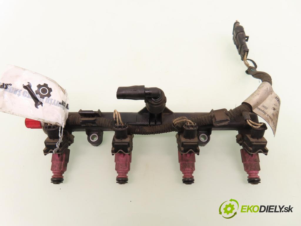 FIAT BRAVO II (198_) HB 2007 66,00 1.4 - 192 B2.000 1368,00 Lišta vstrekovacia 0280151210 ; 0280156183 (Vstrekovacia lišta)