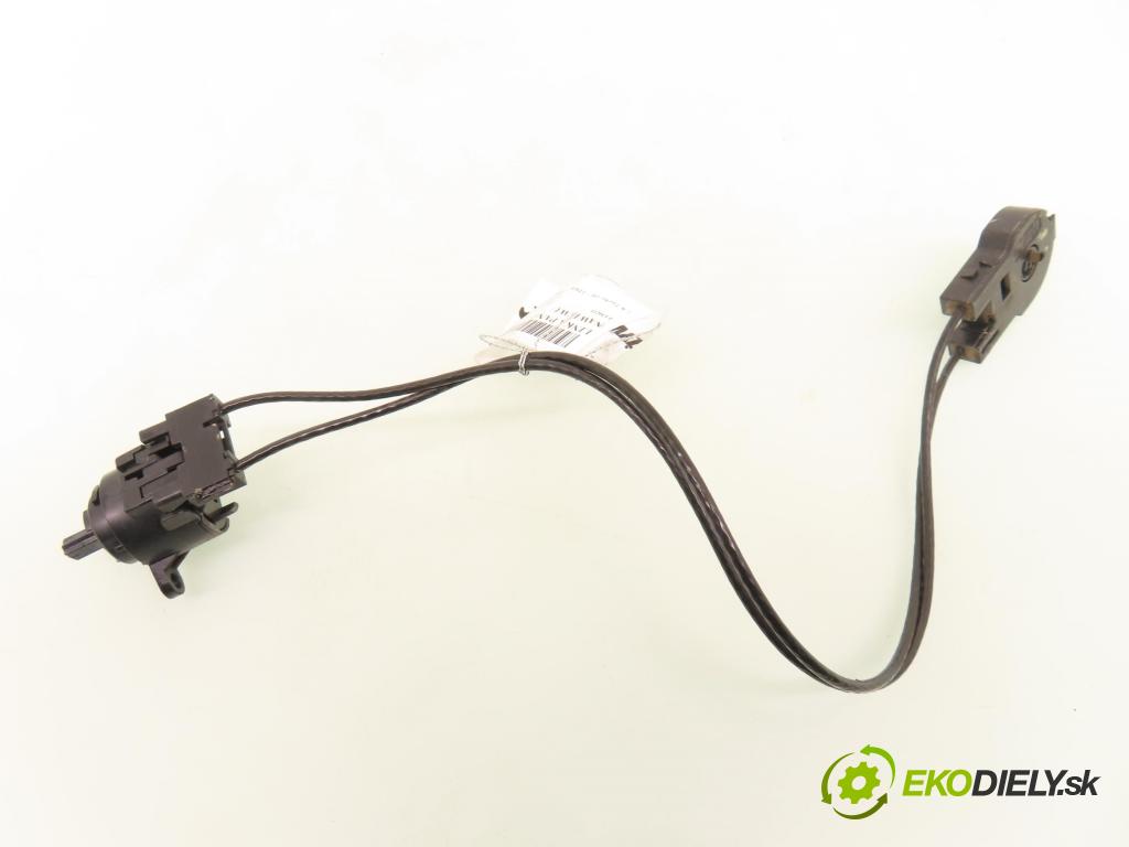 FORD FOCUS Turnier (DNW) KOMBI 2001 66,00 1.8 Turbo DI / TDDi - C9DB 1753,00 Lanko panel kúrenia 98AB11504AH