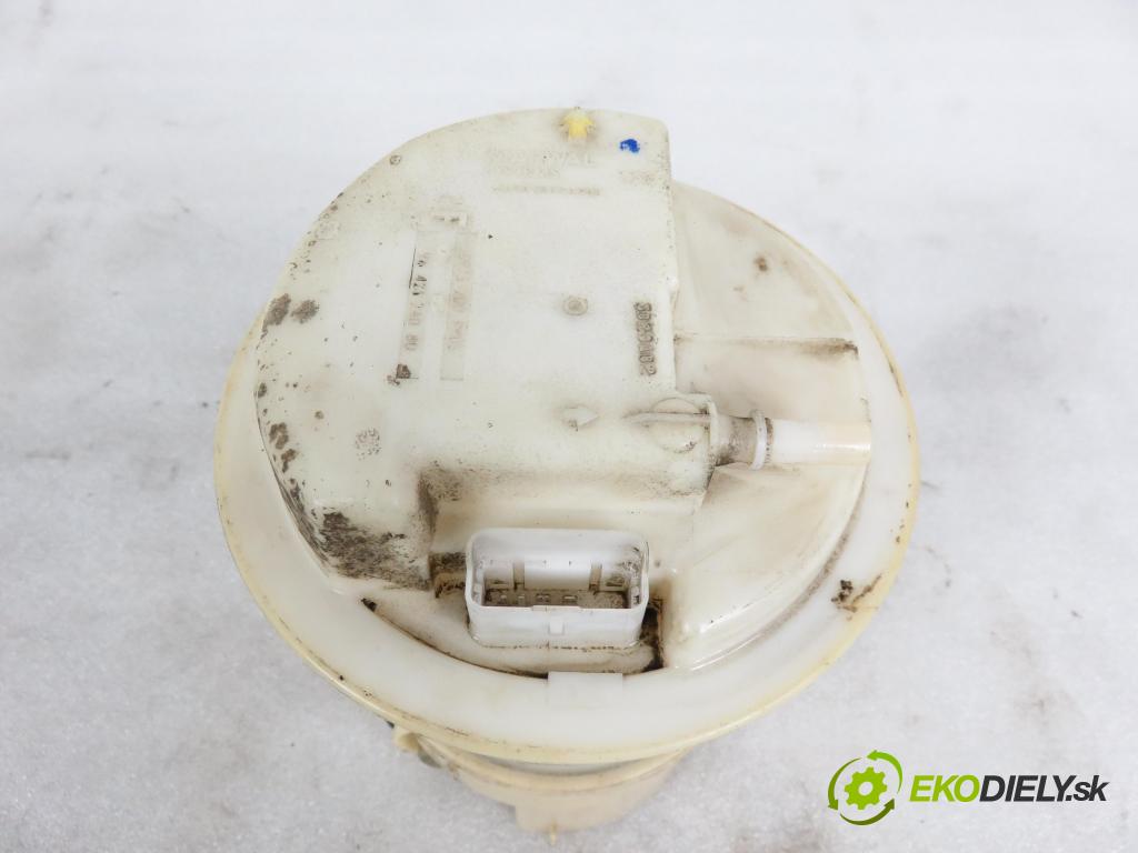 PEUGEOT 206 liftback (2A/C) HB 1998 55,00 1.4 75 - KFW 1360,00 pumpa paliva 9642124080