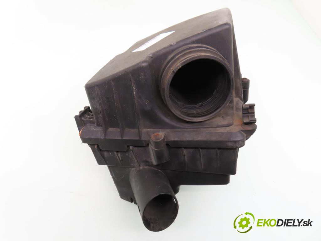 FIAT GRANDE PUNTO (199_) HB 2006 96,00 1.9 D Multijet 130 8V - 199 A5.000 1910,00 Obal filtra vzduchu 55184239 ; 557034541 (Obal filtra vzduchu)