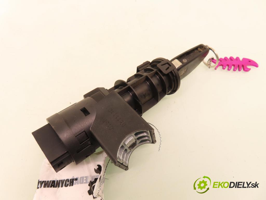 ALFA ROMEO 147 (937_) HB 2001 77,00 1.6 16V T.SPARK ECO 105 - AR 37203 1598,00 spinačka  (Spínacia skrinka a kľúč)