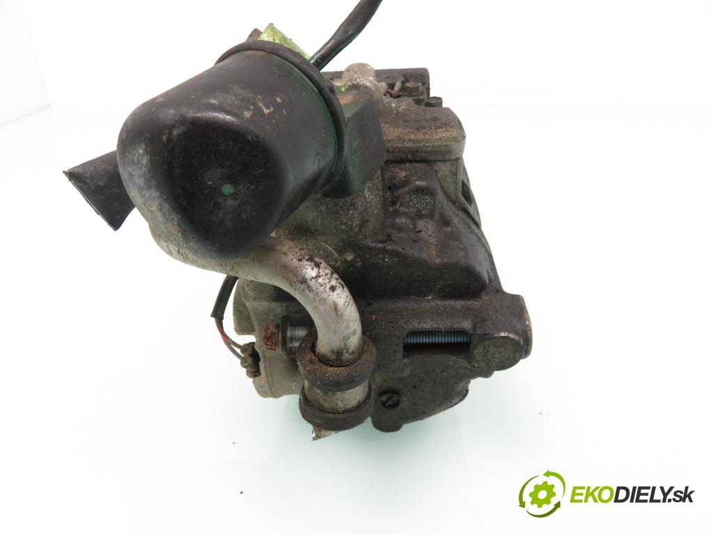 MERCEDES-BENZ KLASA C (W203) SEDAN 2000 120,00 C 200 Kompressor (203.042) - M 271.940 1796,00 KOMPRESOR: klimatizácie 4472208842 ; 7SEU16C (Kompresor klimatizácie)