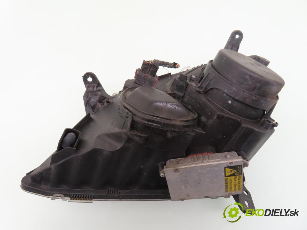 OPEL SIGNUM HB 2003 129,00 2.0 Turbo - Z 20 NET 1998,00 světlo PP 15588800 ; 5DV00829000