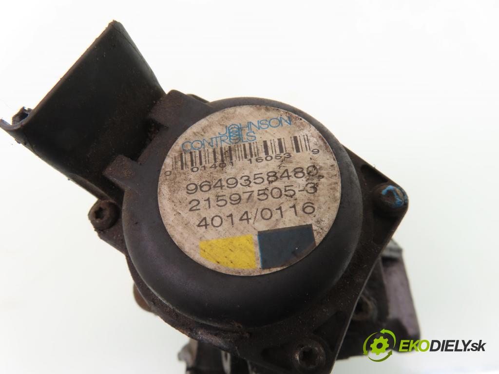 CITROEN C3 I (FC_) HB 2004 50,00 1.4 HDi 8V - 8HX 1398,00 VENTIL EGR 9649358480