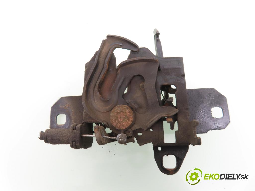 SEAT TOLEDO II (1M2) SEDAN 1999 81,00 1.9 TDI 110 - AHF 1896,00 zámok kapoty 1M0823503B