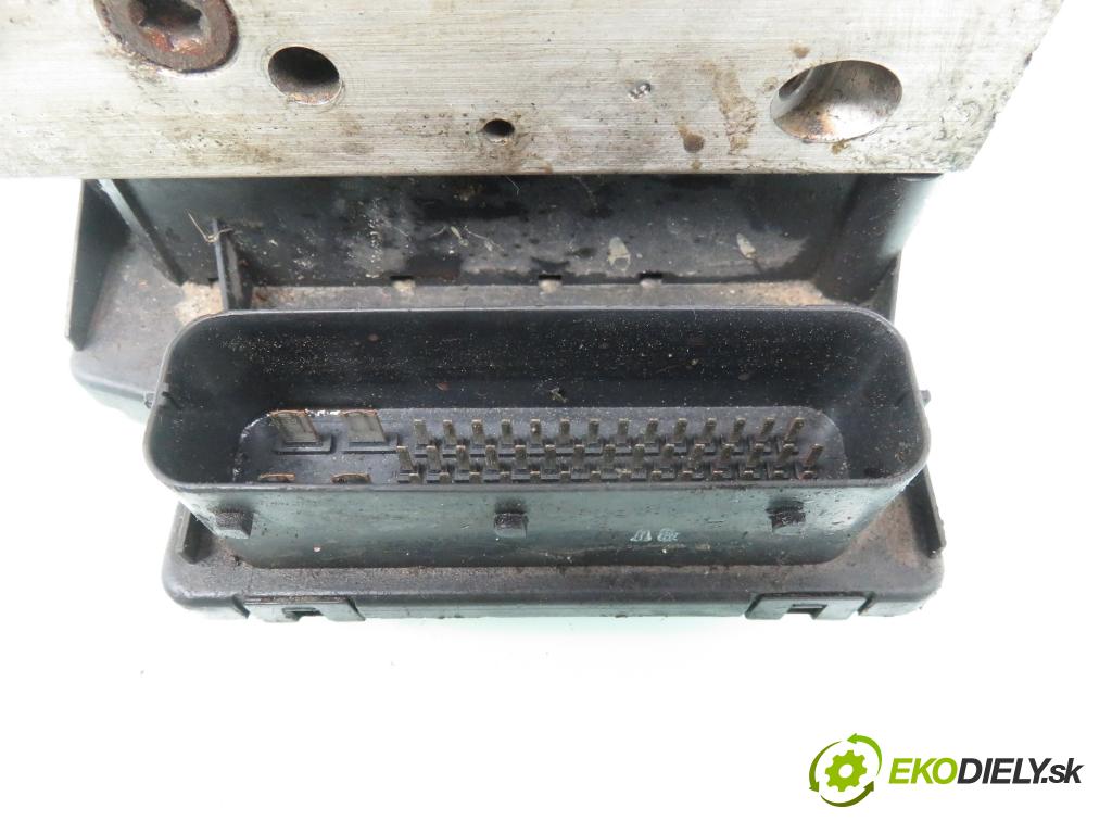 VW GOLF IV (1J1) KOMBI 2000 66,00 1.9 TDI - AGR 1896,00 Pumpa ABS 6X0614517 ; 1C0907379 ; 10094703073 (Pumpa ABS)